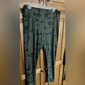 Minnie and Mickey outline leggings